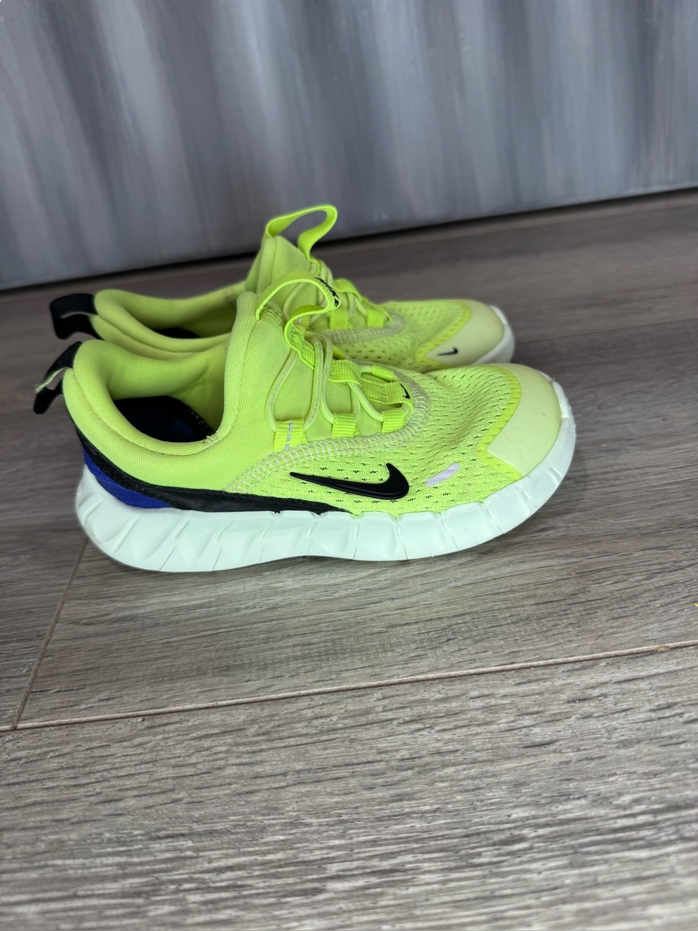 Nike Neon Yellow Shoe